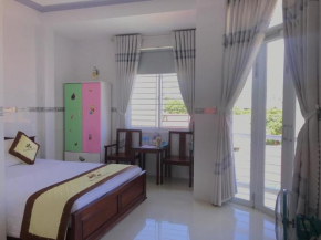 Отель NGỌC QUÝ Mini House  Куинён